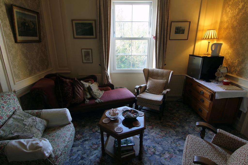 Bed and Breakfast Inglewood House Монмут Экстерьер фото