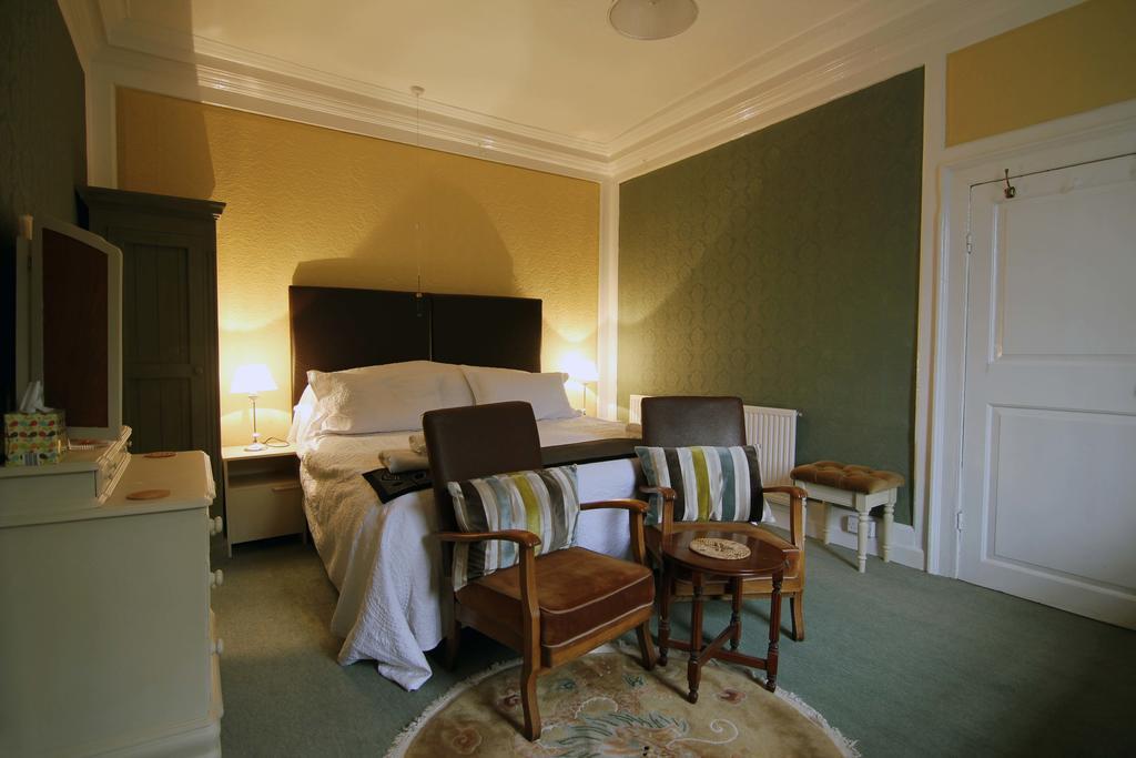 Bed and Breakfast Inglewood House Монмут Номер фото