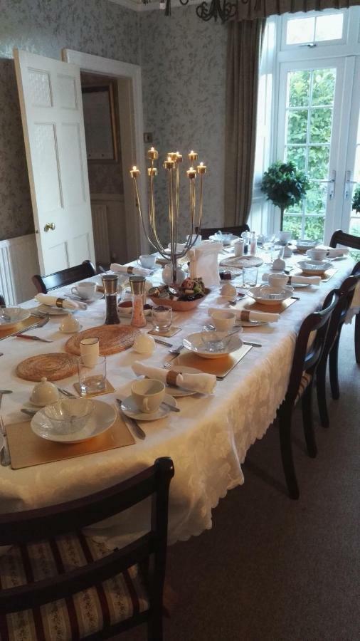 Bed and Breakfast Inglewood House Монмут Экстерьер фото