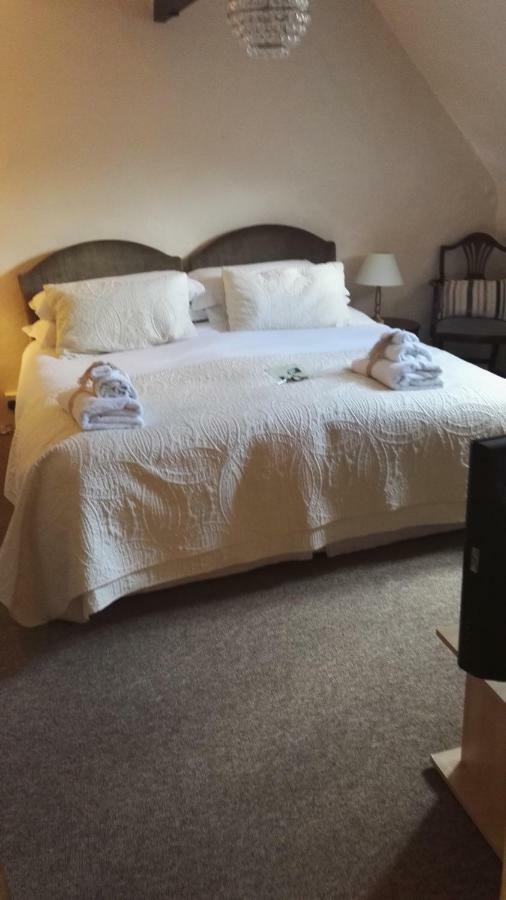 Bed and Breakfast Inglewood House Монмут Экстерьер фото